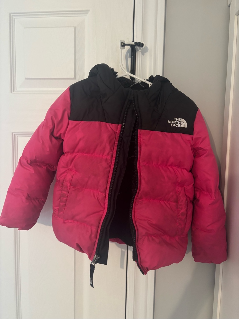 4T The North Face Kids' Pink and Black Puffer Jacket